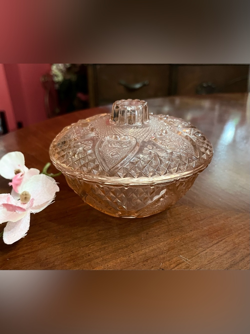 Vintage FNG Indonesia Covered Pink Glass Hearts Candy Dish -Excellent